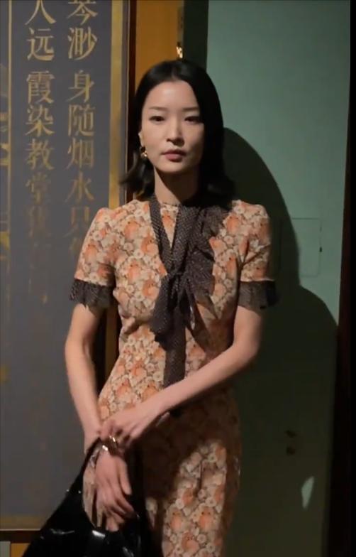 无人问津马龙侧身让位C位雷打不动开元棋牌上海会展暴露咖位：马伊琍(图4)