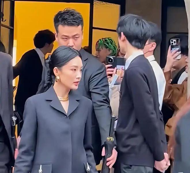 无人问津马龙侧身让位C位雷打不动开元棋牌上海会展暴露咖位：马伊琍(图6)