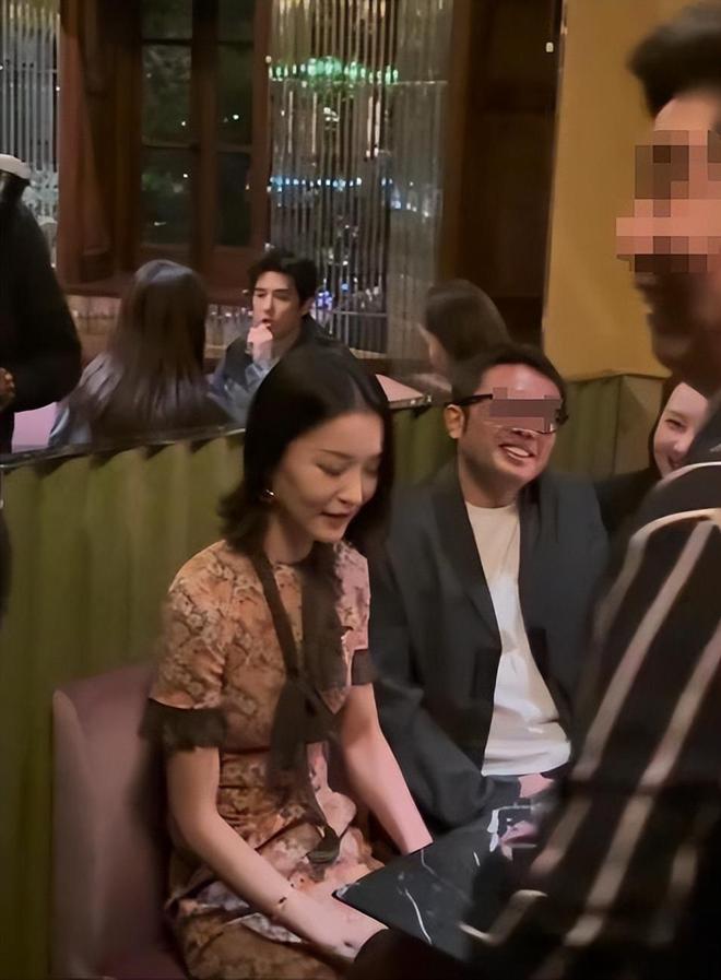 无人问津马龙侧身让位C位雷打不动开元棋牌上海会展暴露咖位：马伊琍(图13)