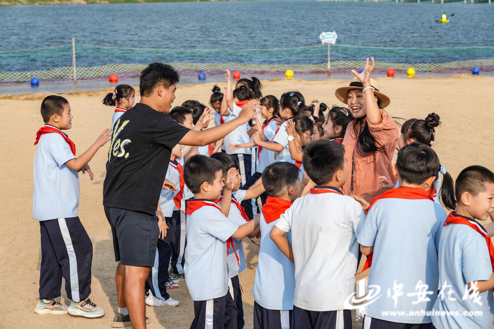 农文旅融合 绘就和美乡村新图景开元棋牌安徽往前赶 智慧农业+(图2) 农文旅融合 绘就和美乡村新图景开元棋牌安徽往前赶 智慧农业+(图2)